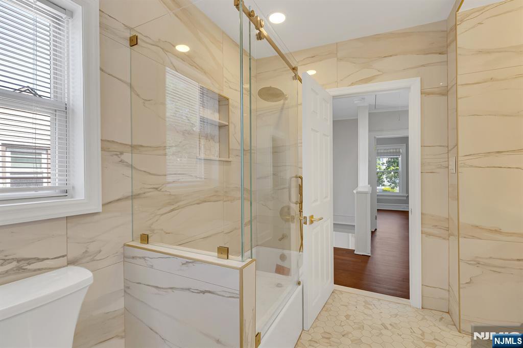 25 Riverview Avenue Rutherford, NJ 07070 - Photo 37 of 50
