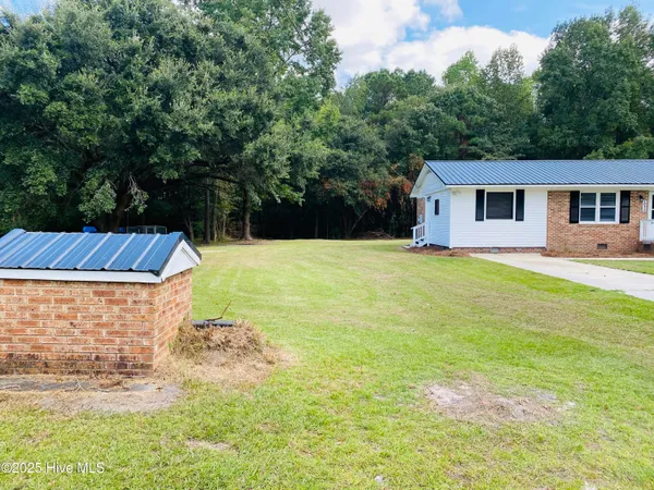 $169,000 | 1924 Mille Christine Road, Whiteville, NC 28472