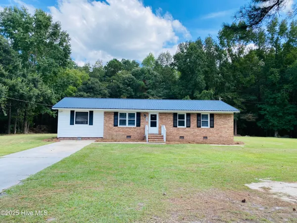 $169,000 | 1924 Mille Christine Road, Whiteville, NC 28472
