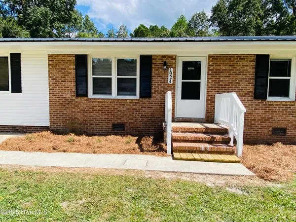 $169,000 | 1924 Mille Christine Road, Whiteville, NC 28472