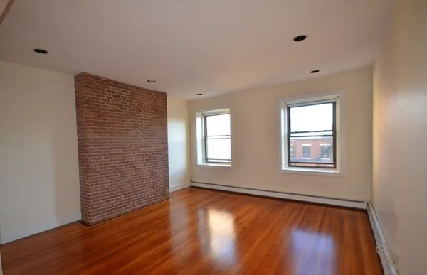 $2,800 | 470 Commonwealth Avenue, Unit 3R, Boston, MA 02215