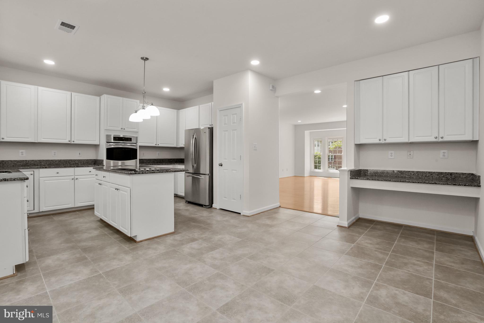 4603 Buckhorn Ridge Fairfax, VA 22030 - Photo 19 of 55 Kitchen