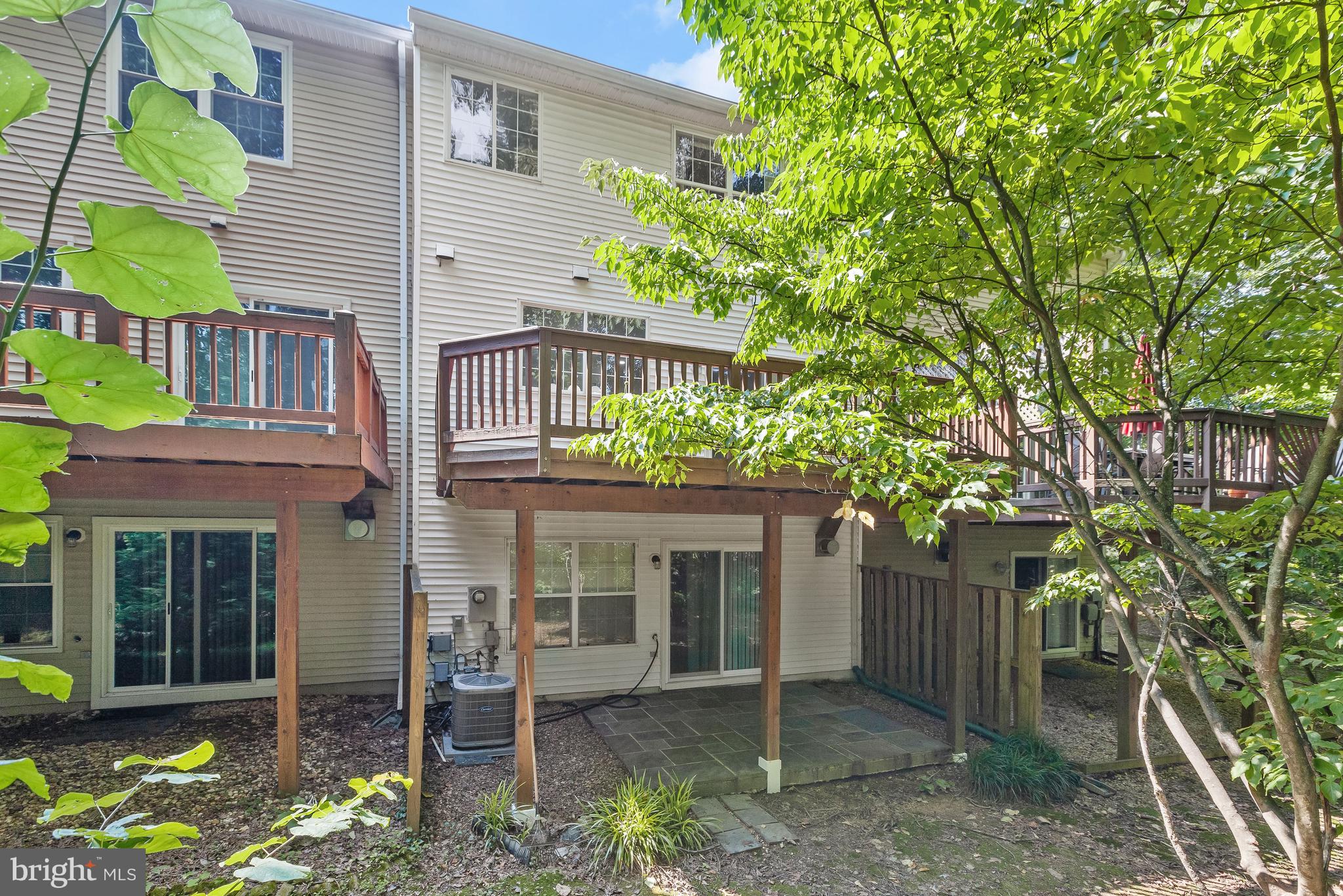 4603 Buckhorn Ridge Fairfax, VA 22030 - Photo 33 of 55 Rear Exterior