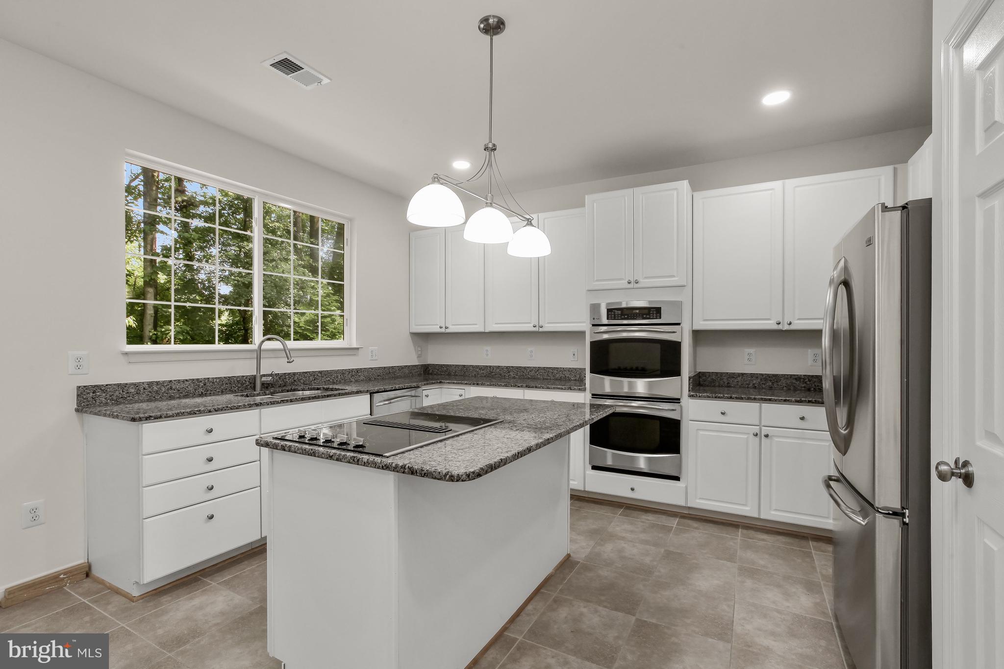 4603 Buckhorn Ridge Fairfax, VA 22030 - Photo 4 of 55 Kitchen