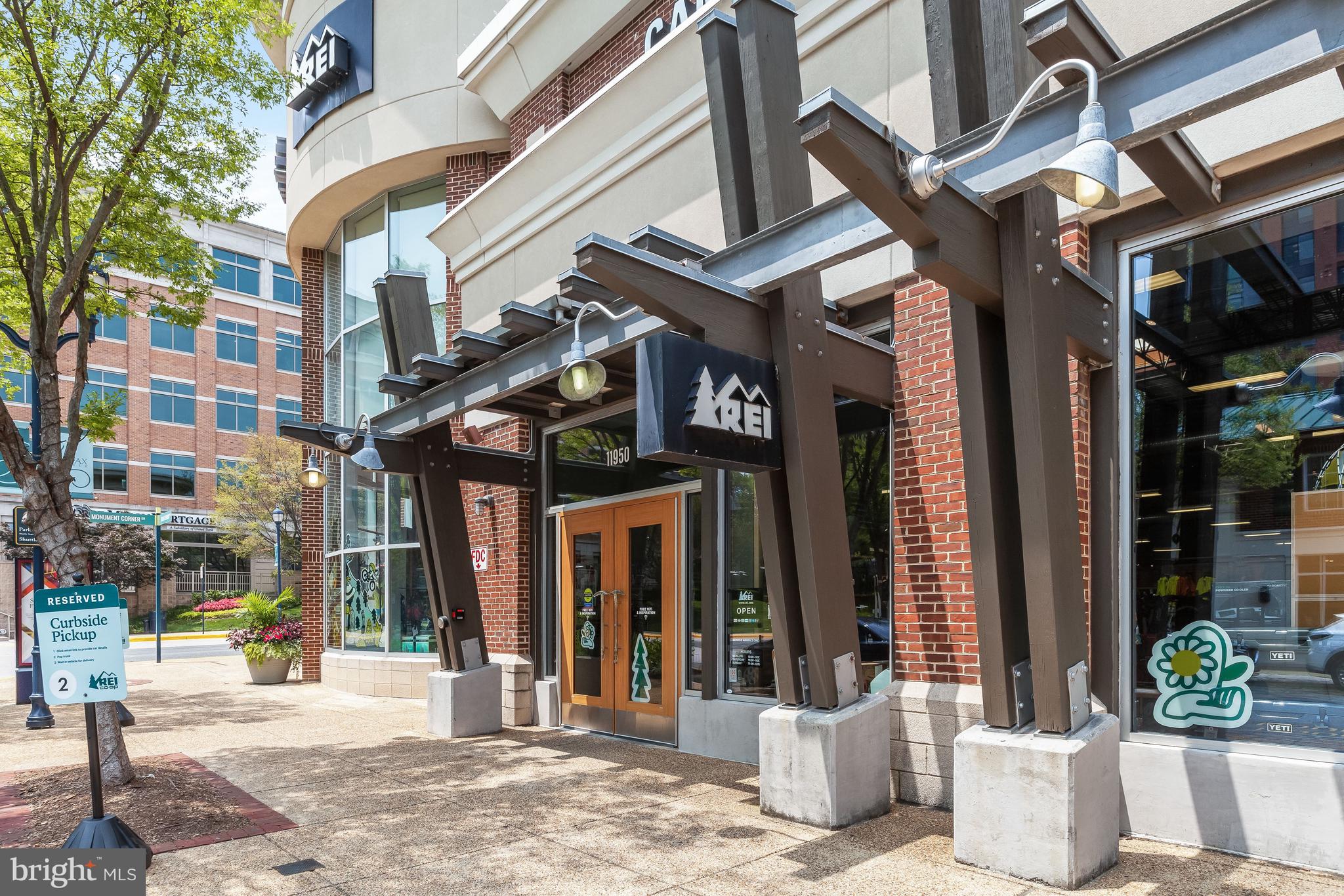 4603 Buckhorn Ridge Fairfax, VA 22030 - Photo 43 of 55 Shopping Center