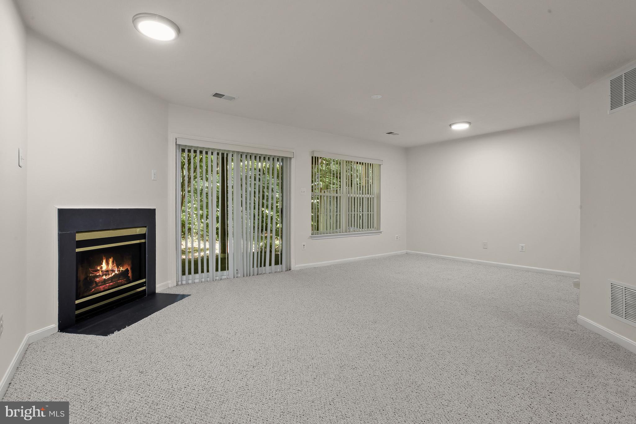 4603 Buckhorn Ridge Fairfax, VA 22030 - Photo 9 of 55 Family Room