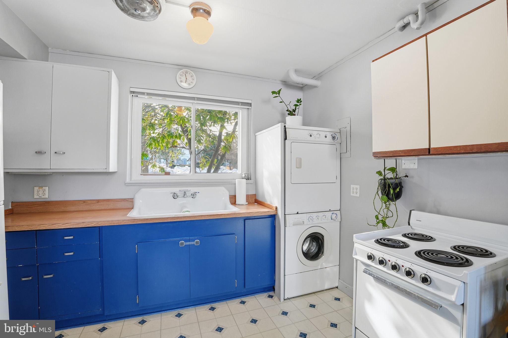 29 Ridge Road Greenbelt, MD 20770 - Photo 5 of 22