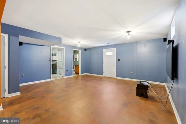 $394,999 | 486 Calvert Circle, Bunker Hill, WV 25413