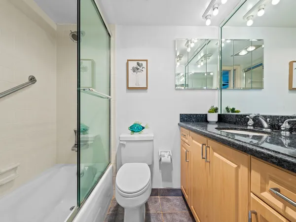 $3,000 | 3300 South Ocean Boulevard, Unit 123C, Highland Beach, FL 33487