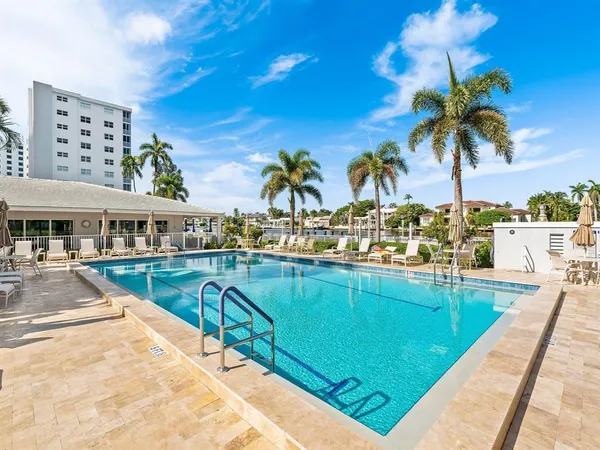 $3,000 | 3300 South Ocean Boulevard, Unit 123C, Highland Beach, FL 33487
