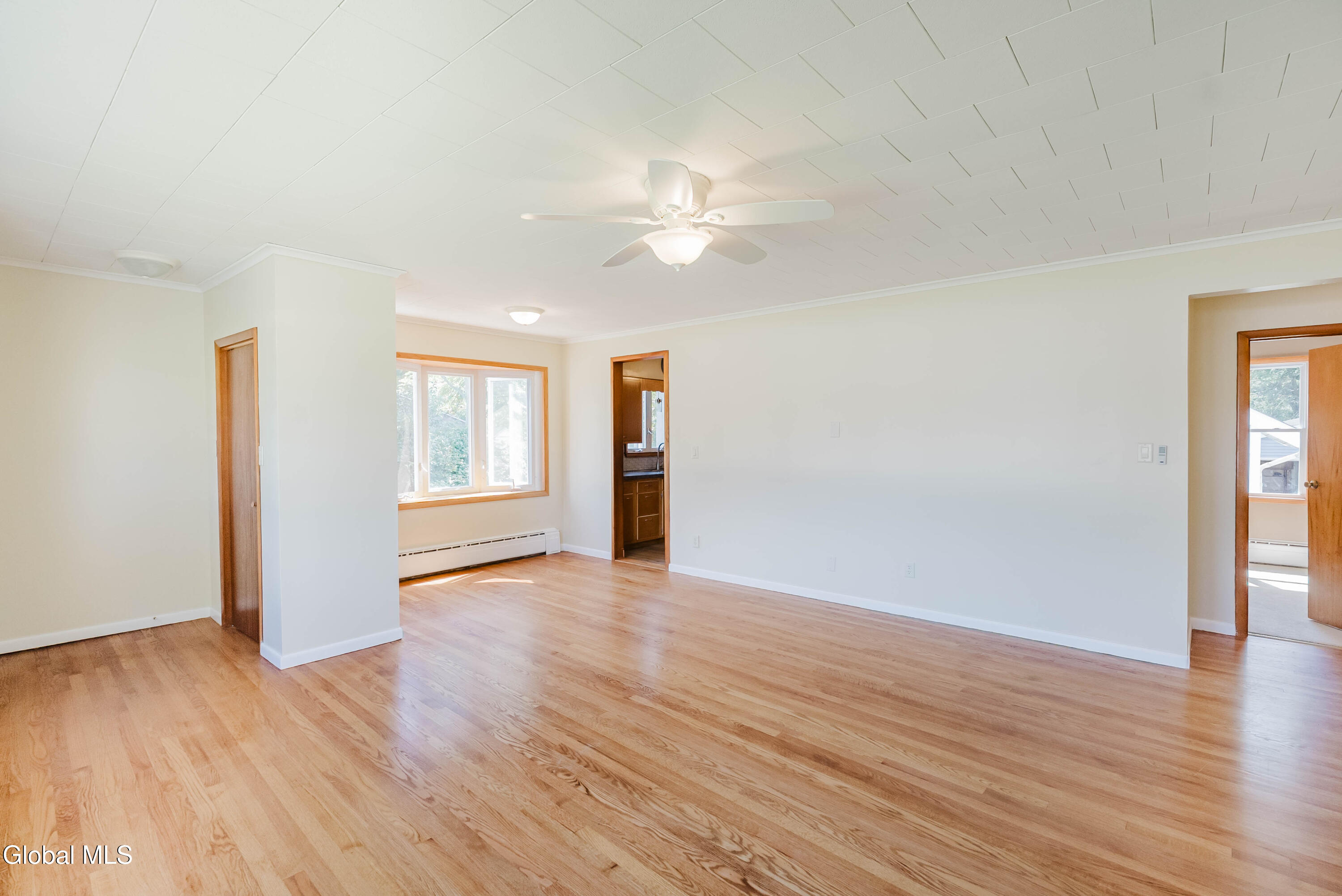 50 Consaul Road Colonie, NY 12205 - Photo 4 of 30 6