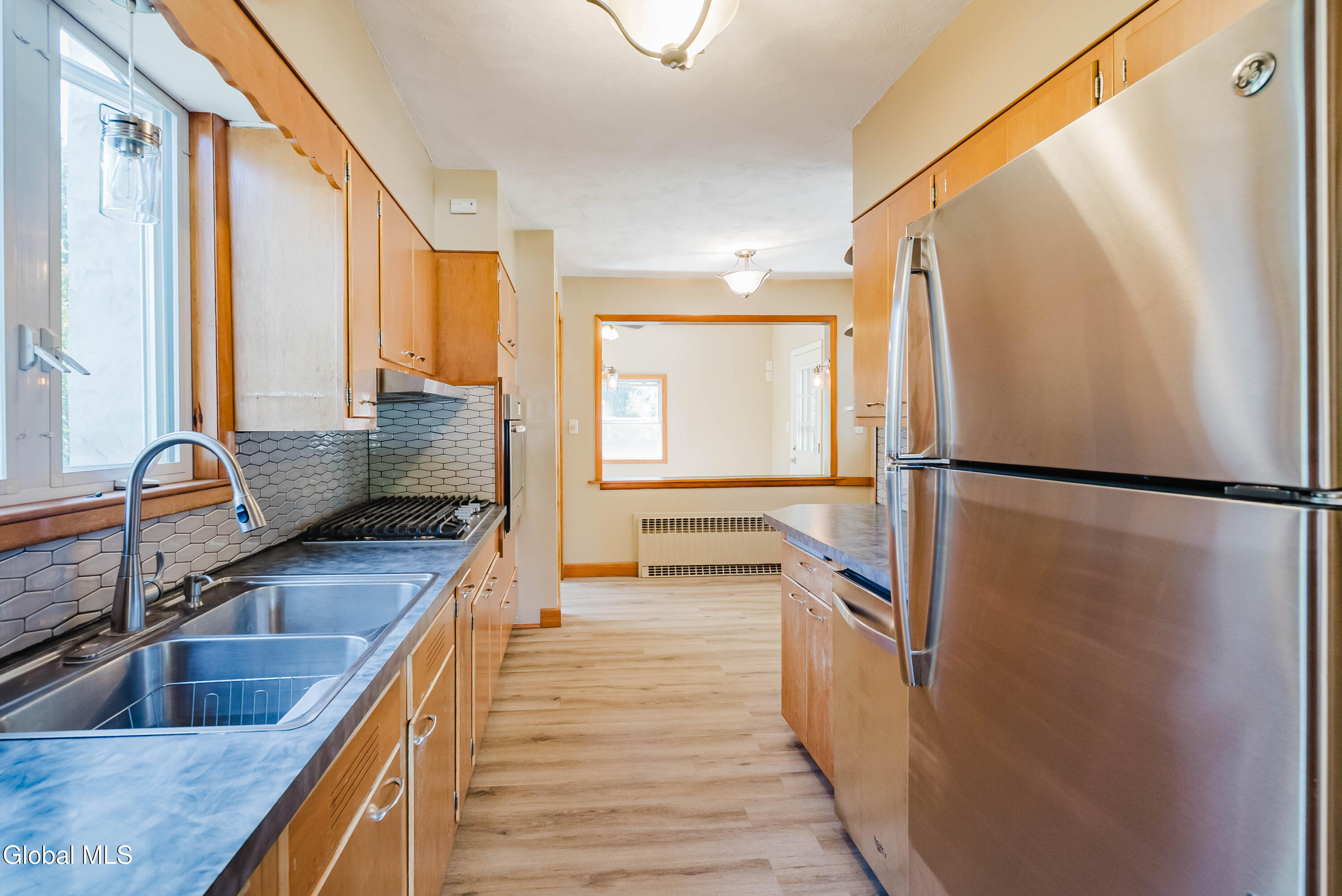 50 Consaul Road Colonie, NY 12205 - Photo 8 of 30 10