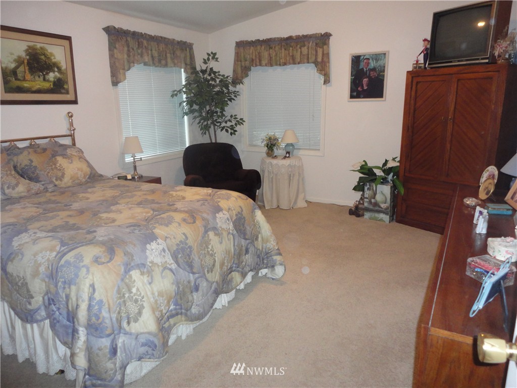 116 Sunstone Road Packwood, WA 98361 - Photo 6 of 22 Gallery Image 6