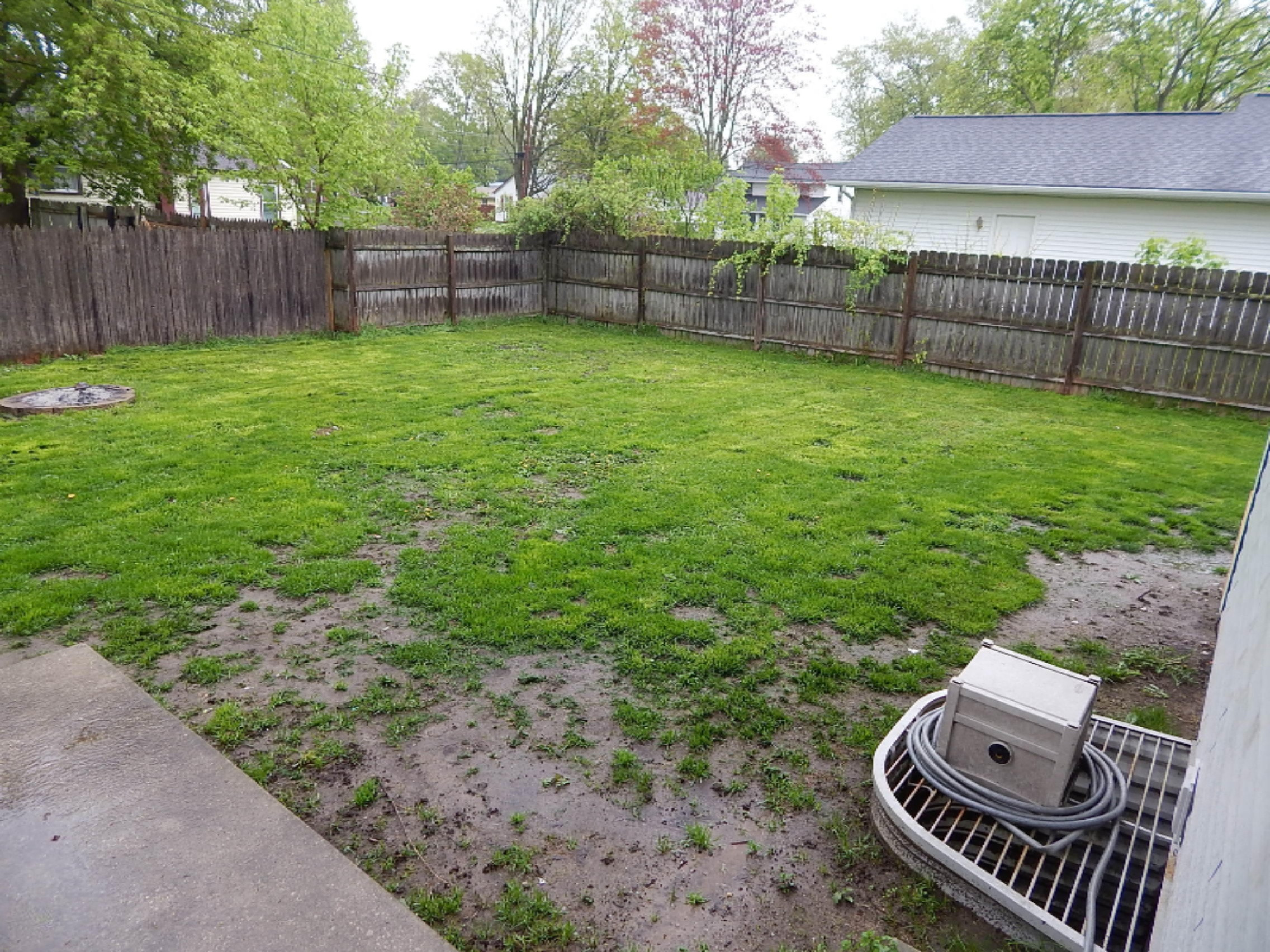 611 Swartz Street Three Rivers, MI 49093 - Photo 23 of 25 swartz dining room backyard 1