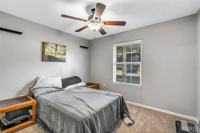 $339,900 | 112 Lake Stratford Court, Fairview Heights, IL 62208