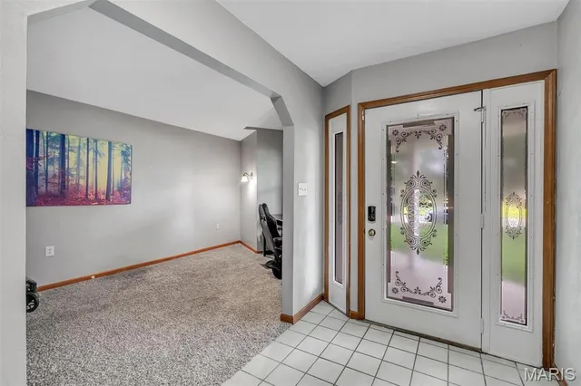 $339,900 | 112 Lake Stratford Court, Fairview Heights, IL 62208