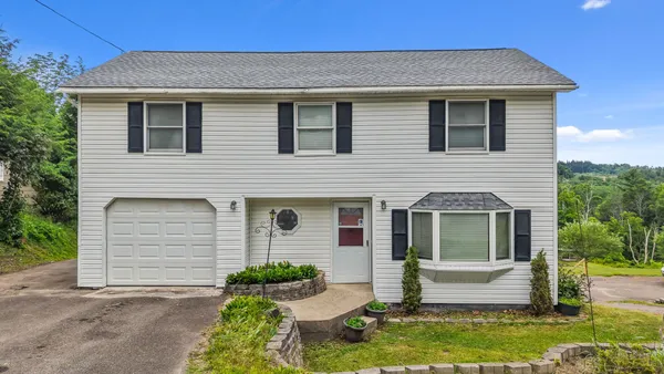 $329,000 | 1004 Oakdale Road, Johnson City, NY 13790