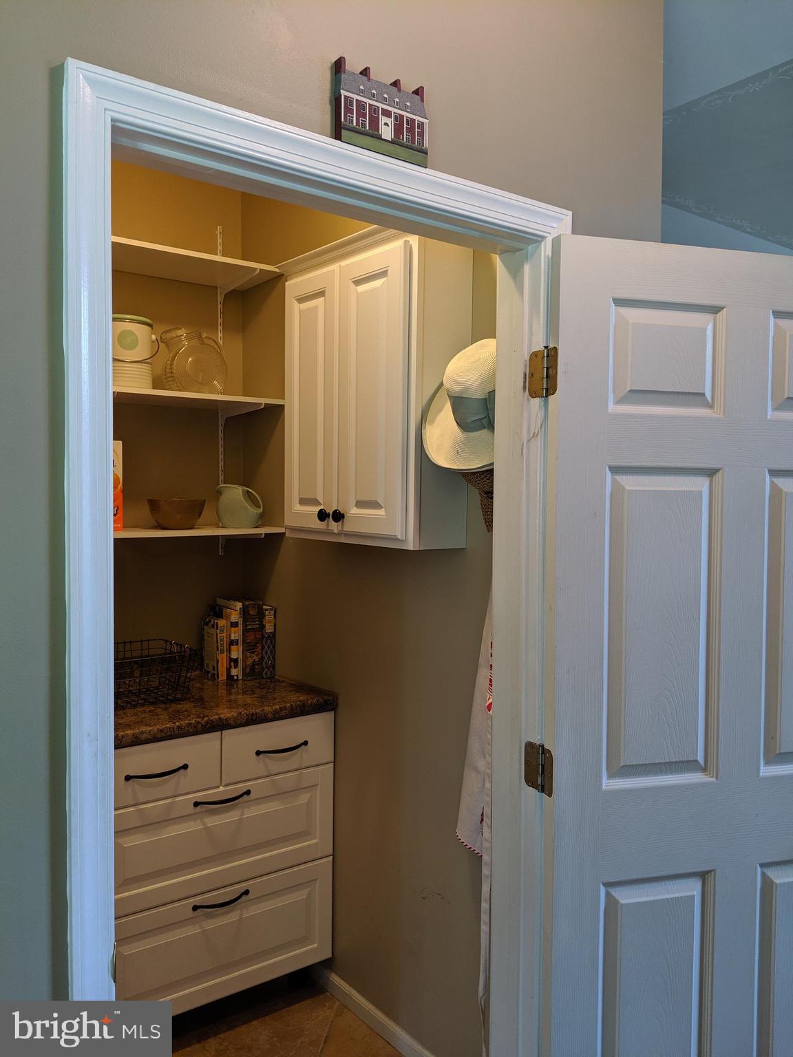 41 Whitcomb Road East Windsor, NJ 08520 - Photo 11 of 49 Pantry