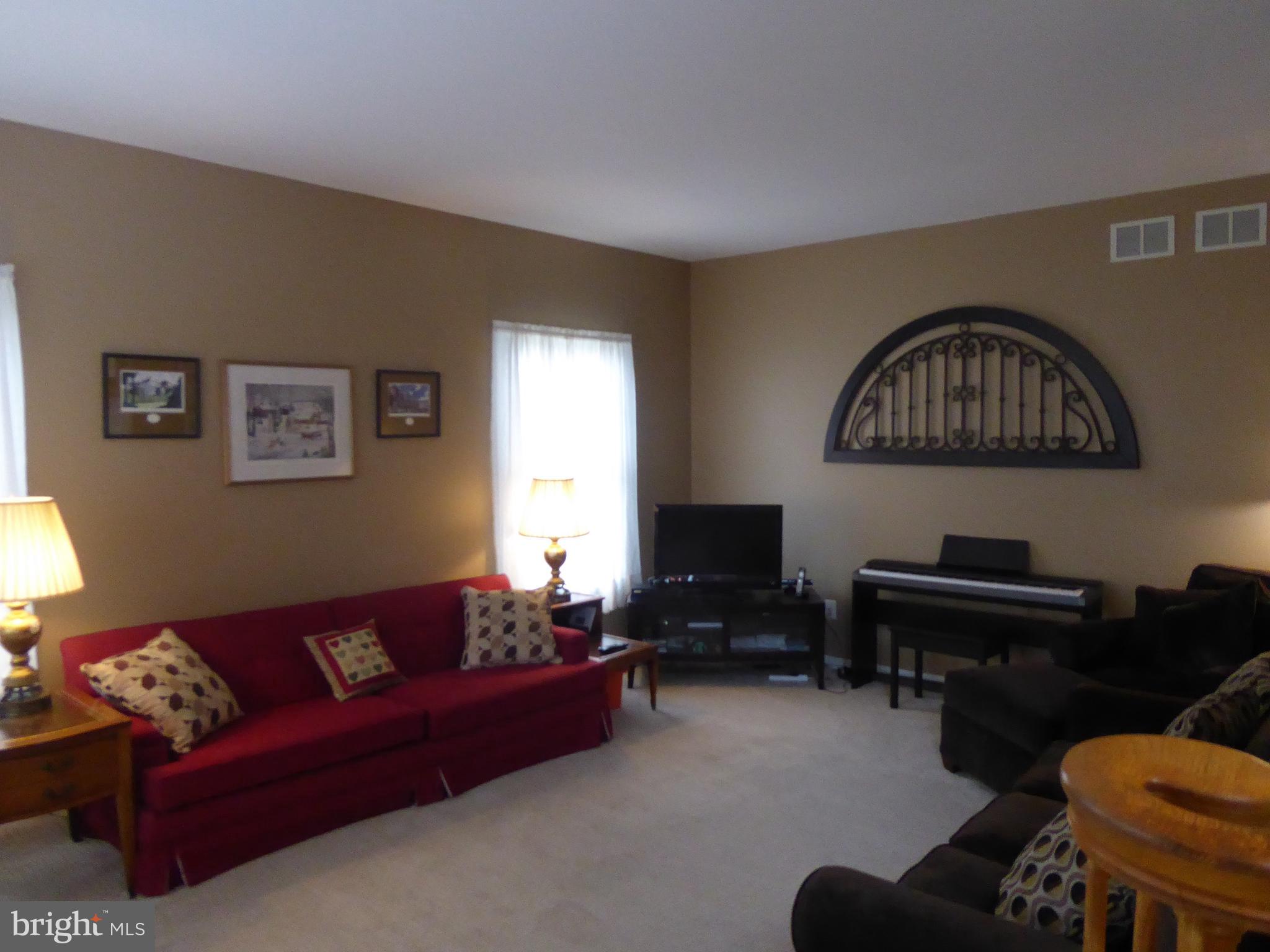 41 Whitcomb Road East Windsor, NJ 08520 - Photo 22 of 49 Living Room
