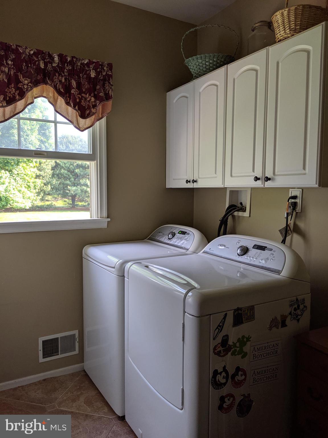 41 Whitcomb Road East Windsor, NJ 08520 - Photo 41 of 49 Laundry Room