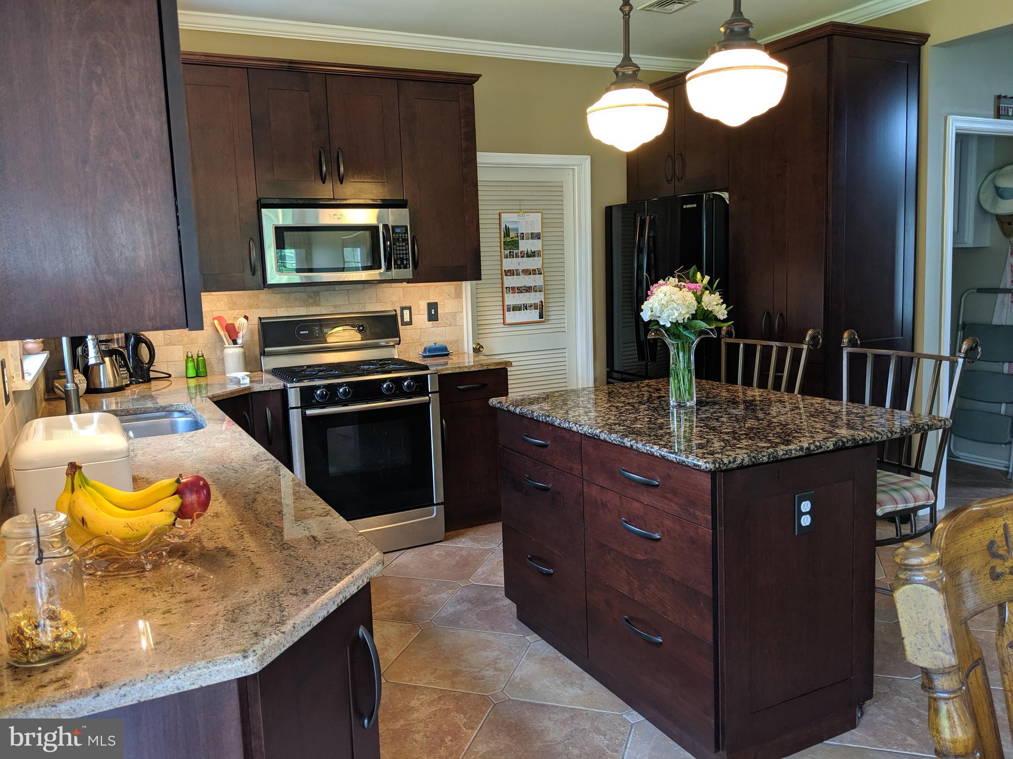 41 Whitcomb Road East Windsor, NJ 08520 - Photo 6 of 49 Kitchen