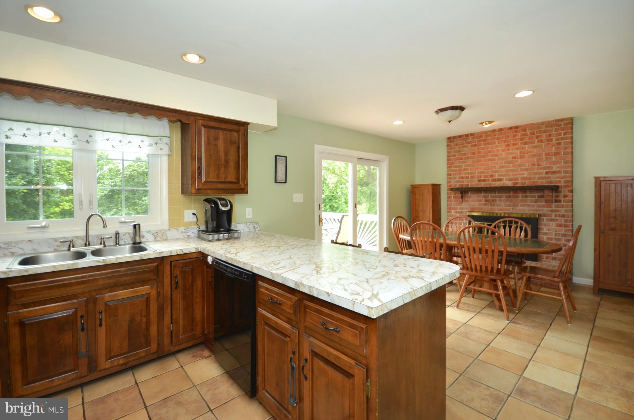 2417 Houcks Mill Road Monkton, MD 21111 - Photo 3 of 26 Large kitchen with breakfast bar & eat in area