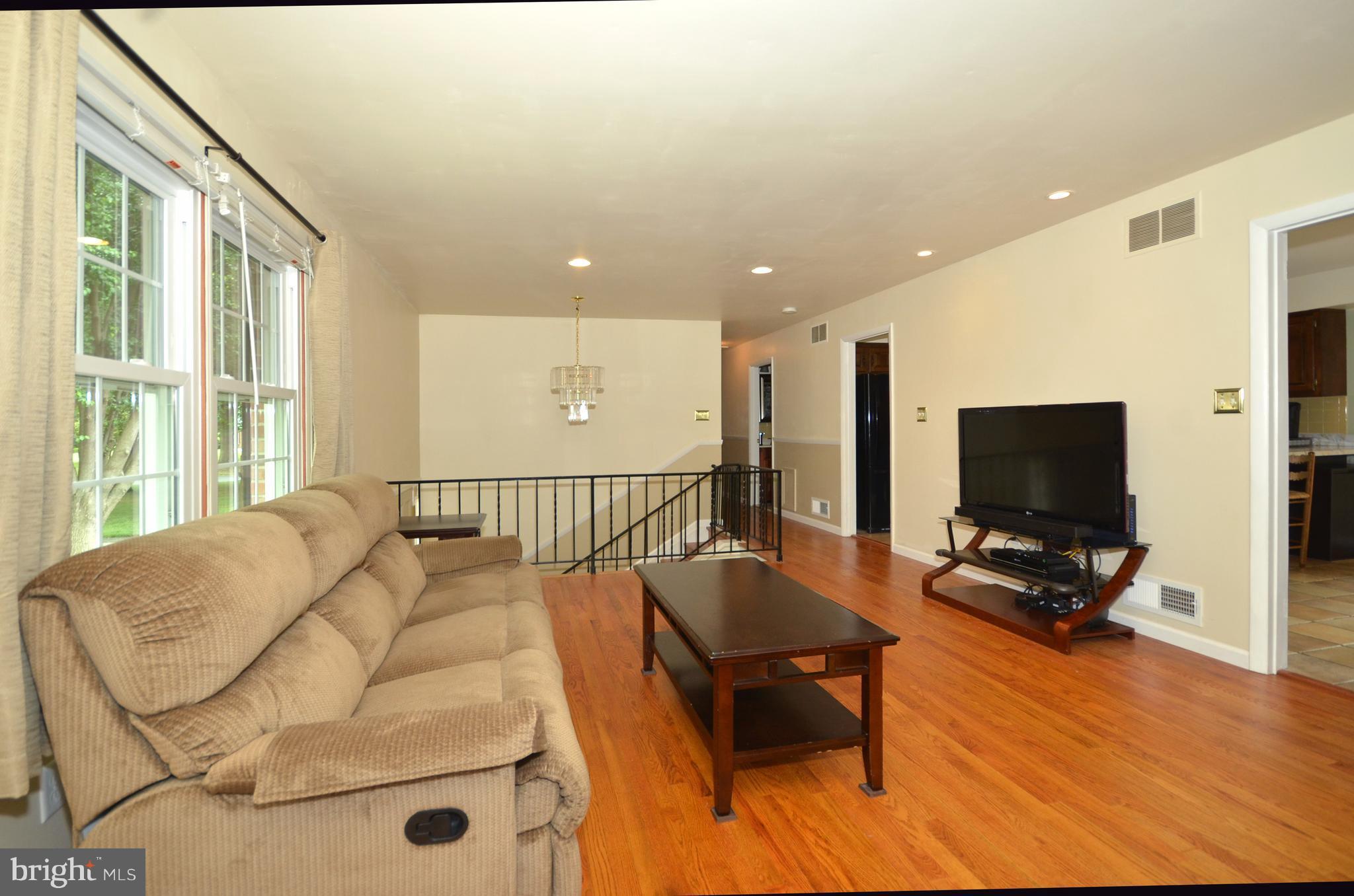 2417 Houcks Mill Road Monkton, MD 21111 - Photo 9 of 26 Living Room