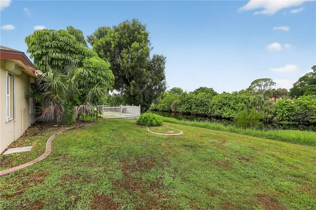 $275,000 | 4301 Orange Grove Boulevard, North Fort Myers, FL 33903