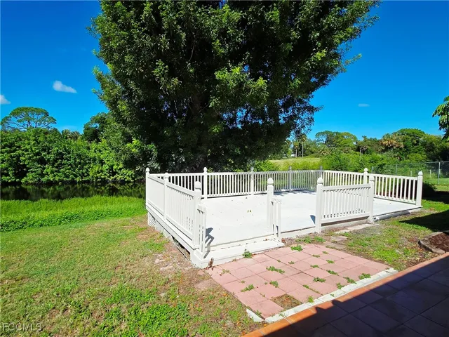 $275,000 | 4301 Orange Grove Boulevard, North Fort Myers, FL 33903