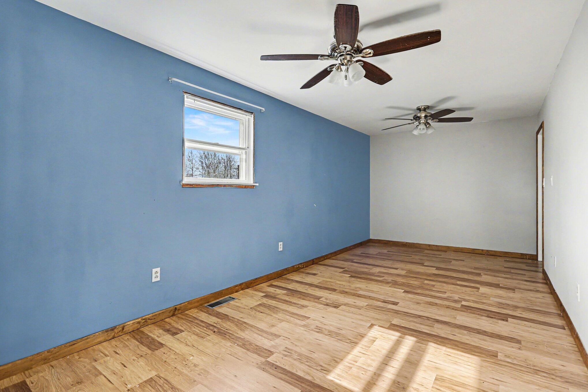 573 River Road Coldwater, MI 49036 - Photo 6 of 27 006_file_3439