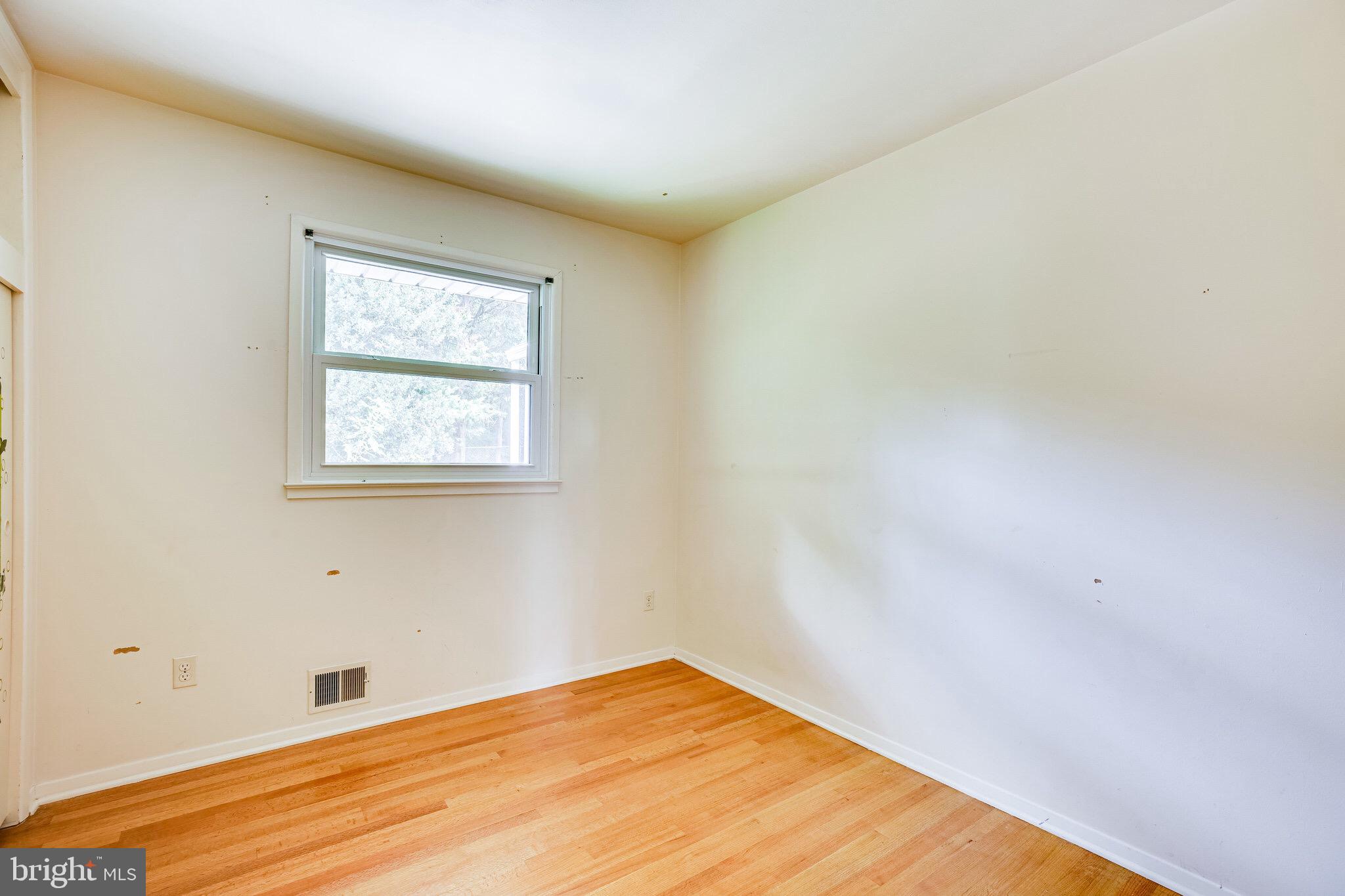 7932 Ellet Road Springfield, VA 22151 - Photo 13 of 32