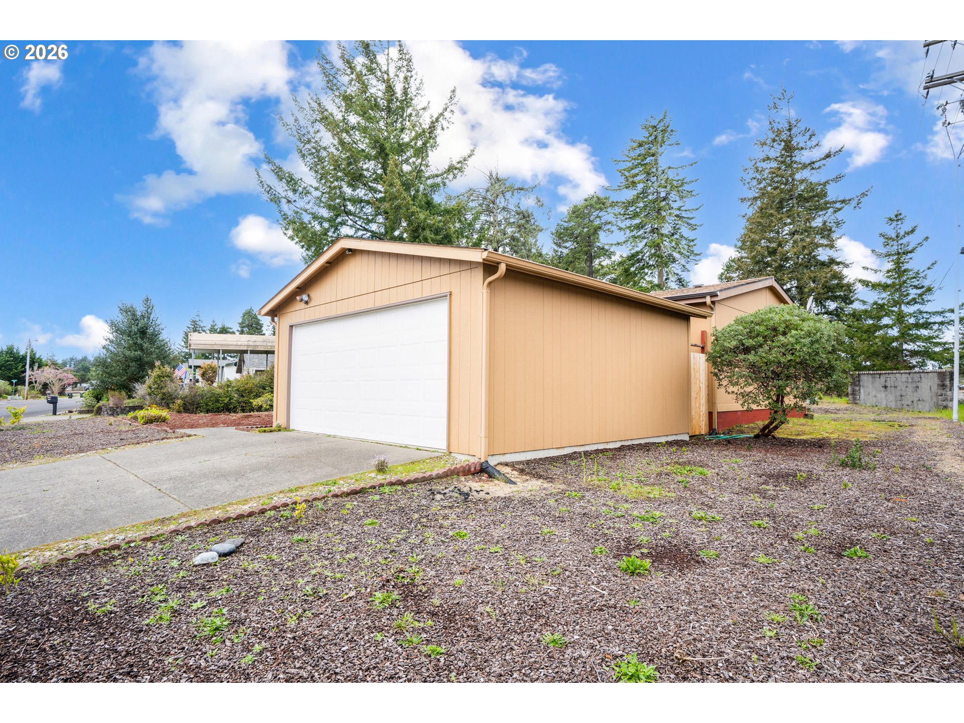 1791 Willow Loop Florence, OR 97439 - Photo 36 of 44