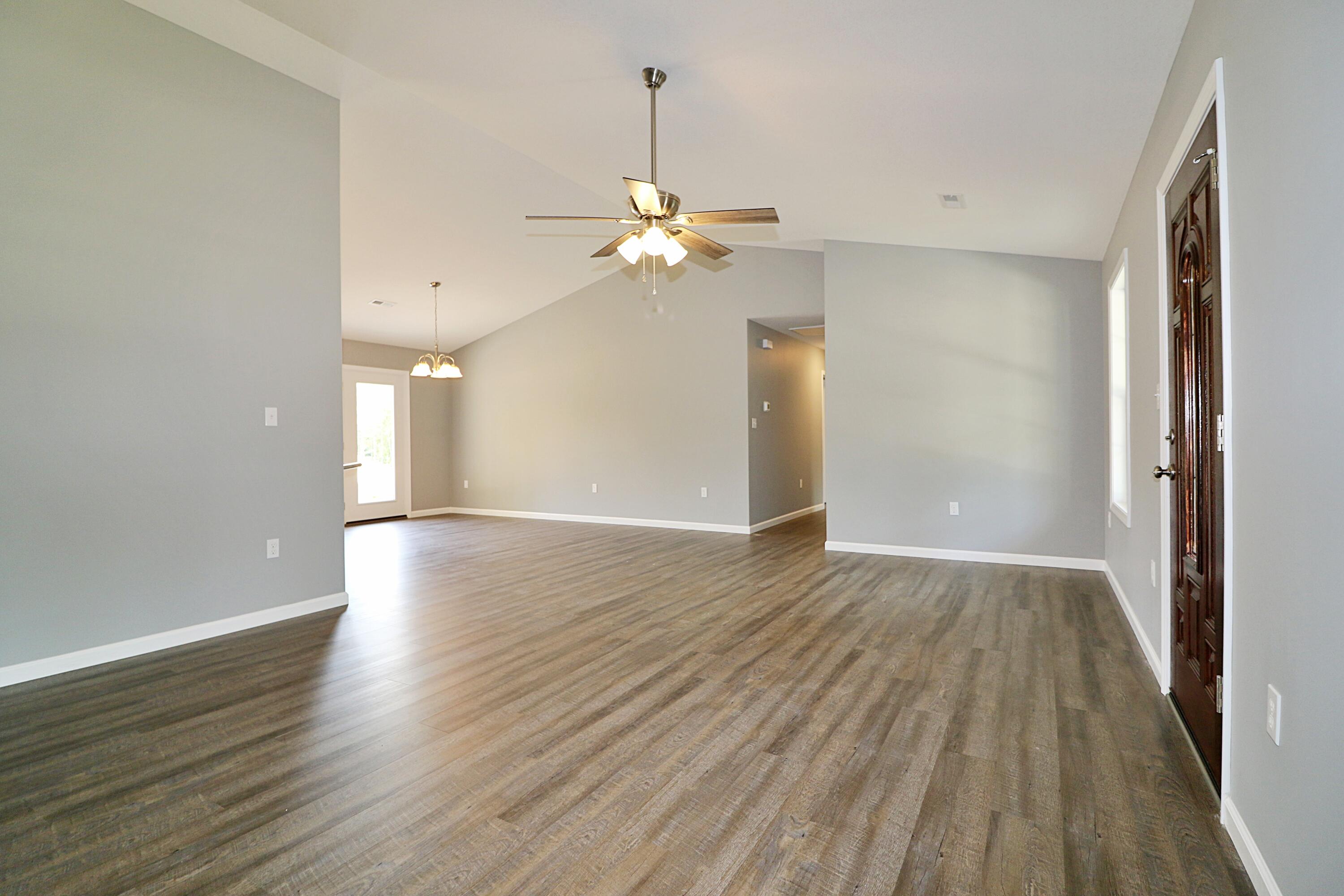 981 Toomey Falls Road Oneida, TN 37841 - Photo 4 of 36 094A6177