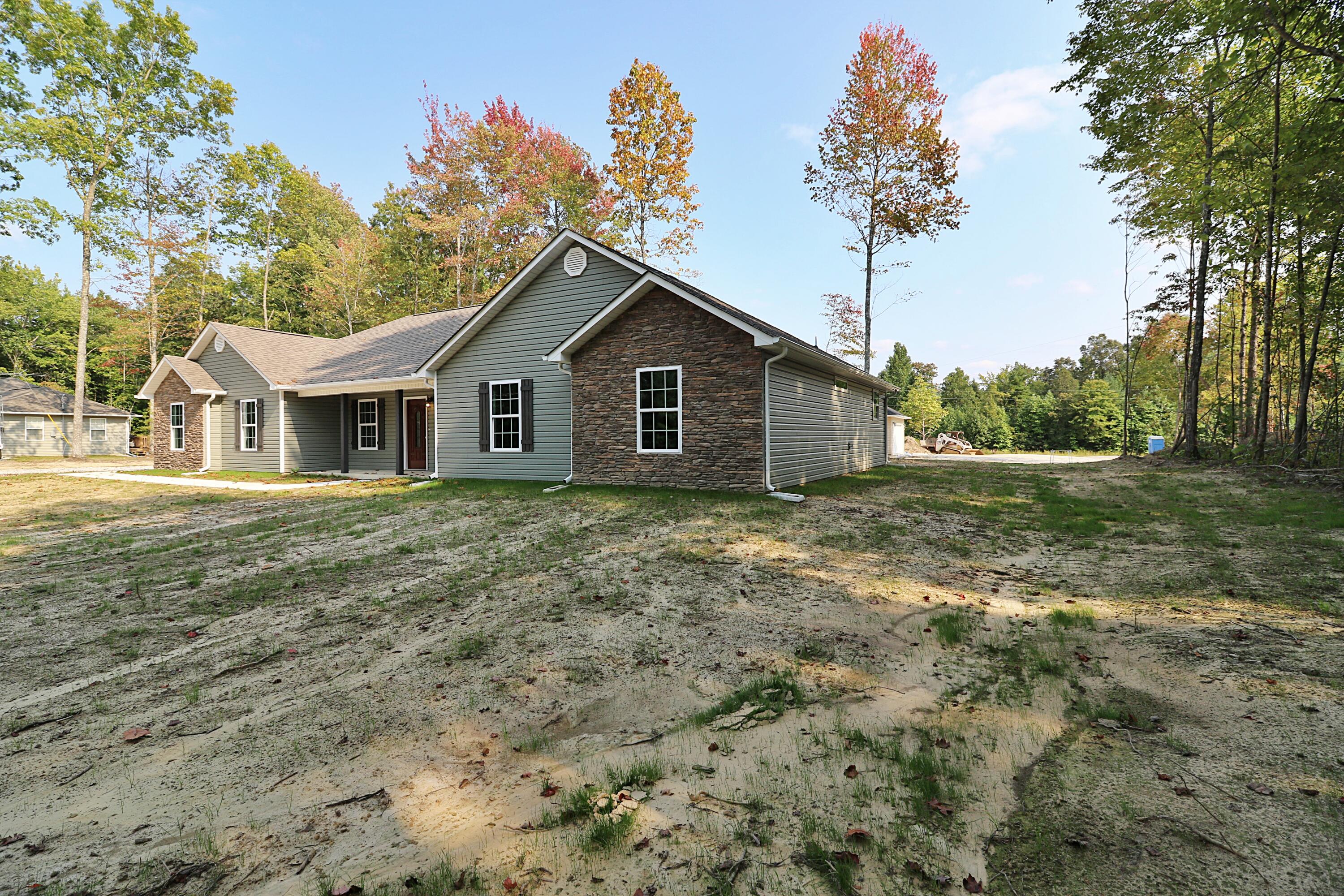981 Toomey Falls Road Oneida, TN 37841 - Photo 34 of 36 094A6210