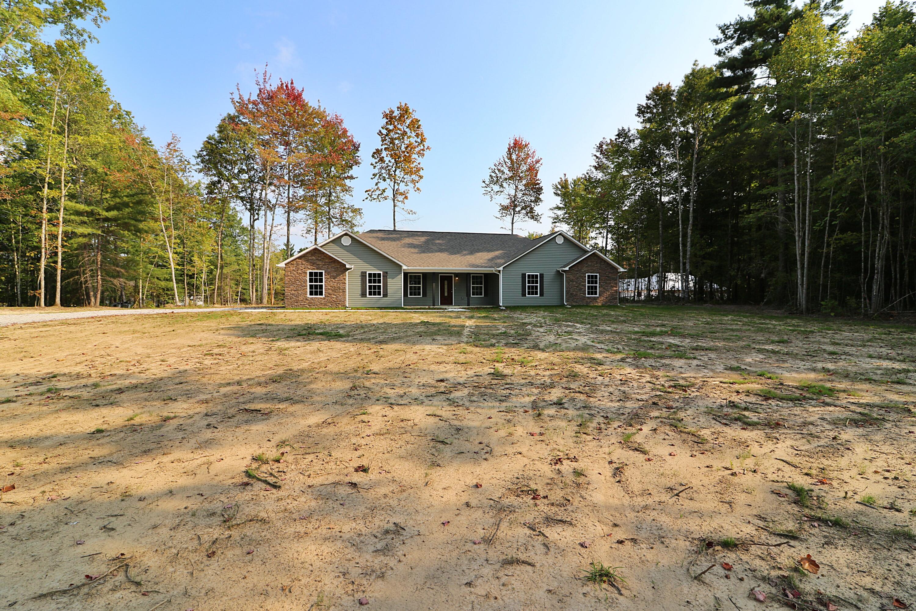 981 Toomey Falls Road Oneida, TN 37841 - Photo 35 of 36 094A6216