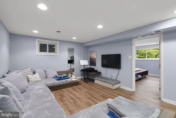 $655,000 | 11111 Schuylkill Road, Rockville, MD 20852