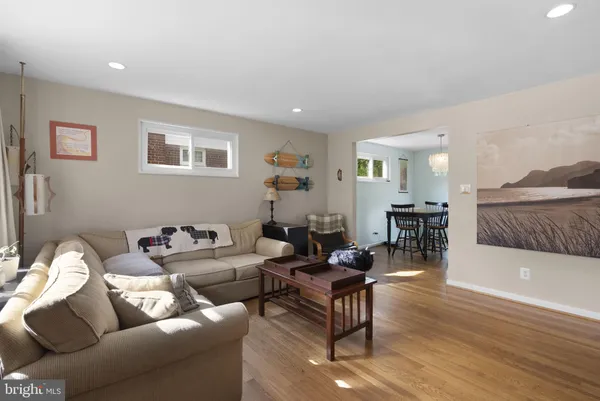 $655,000 | 11111 Schuylkill Road, Rockville, MD 20852