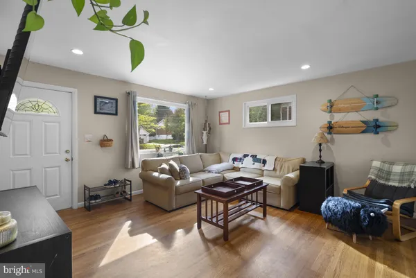 $655,000 | 11111 Schuylkill Road, Rockville, MD 20852