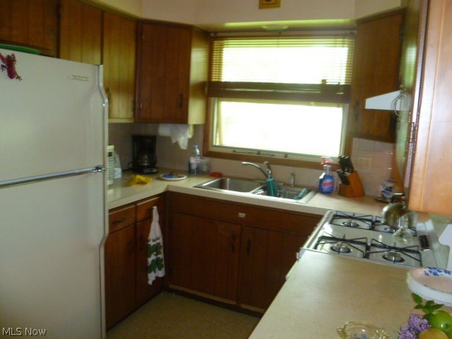 353 East Howe Road Kent, OH 44240 - Photo 3 of 12