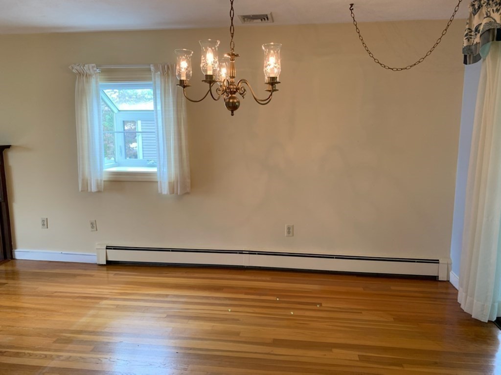 21 Holly Road Reading, MA 01867 - Photo 20 of 42