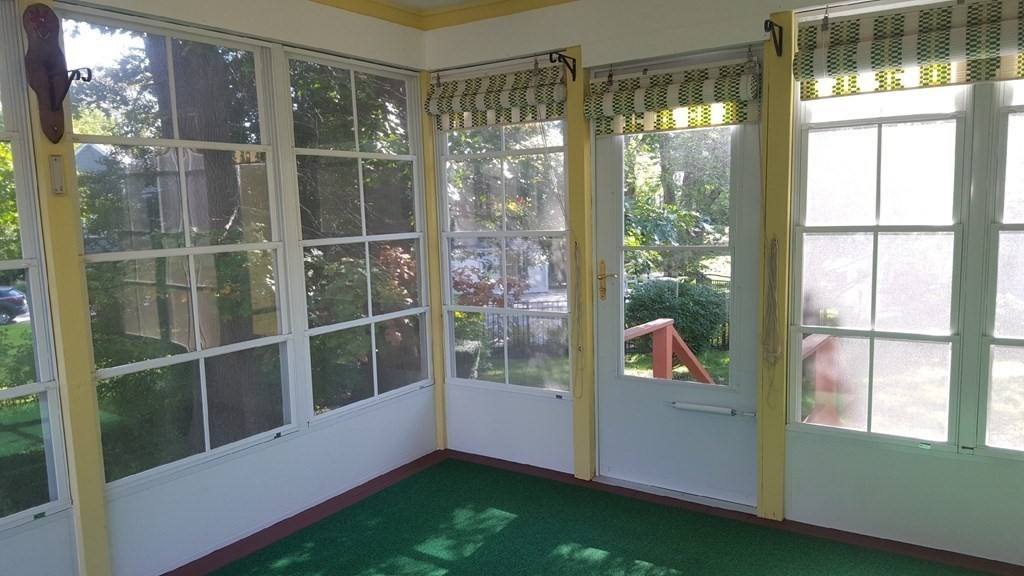 21 Holly Road Reading, MA 01867 - Photo 24 of 42