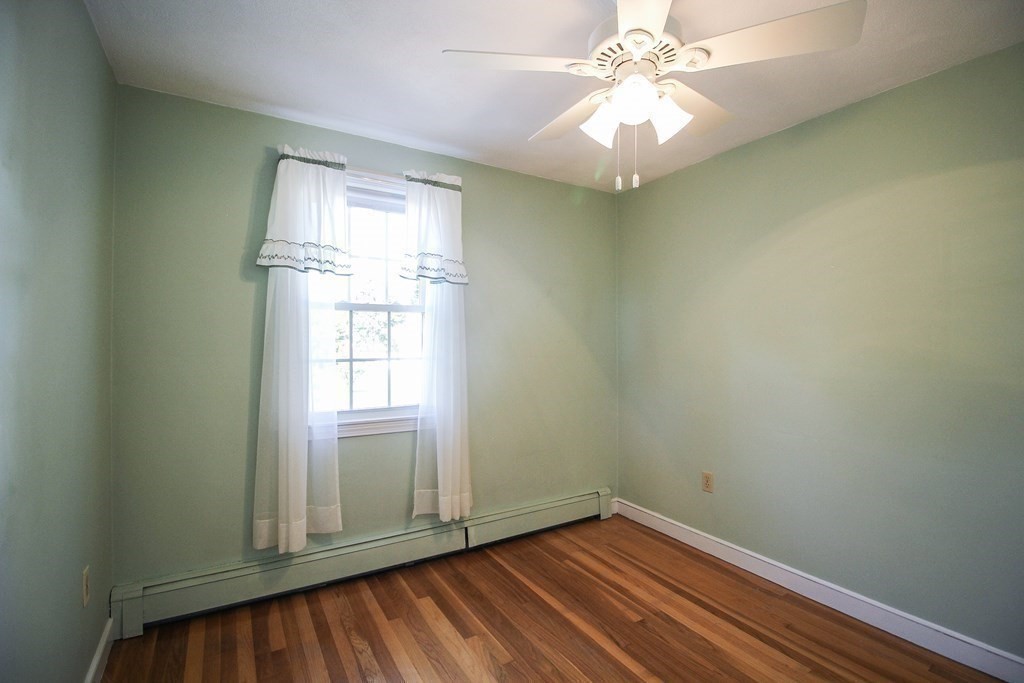 21 Holly Road Reading, MA 01867 - Photo 30 of 42