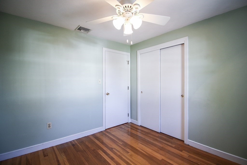 21 Holly Road Reading, MA 01867 - Photo 31 of 42