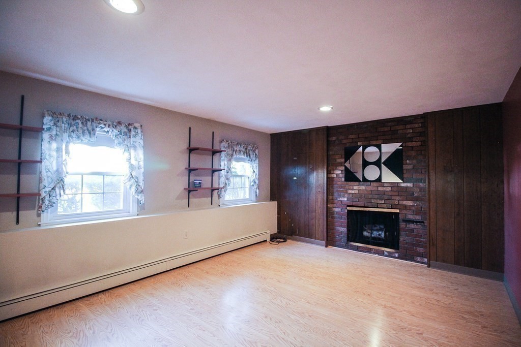 21 Holly Road Reading, MA 01867 - Photo 36 of 42