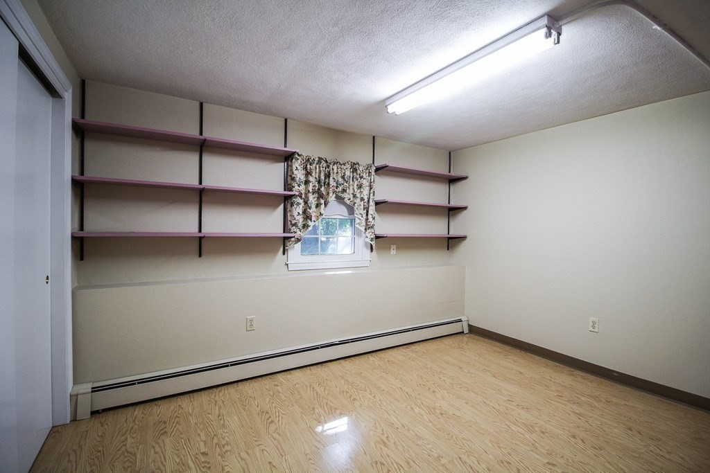 21 Holly Road Reading, MA 01867 - Photo 39 of 42