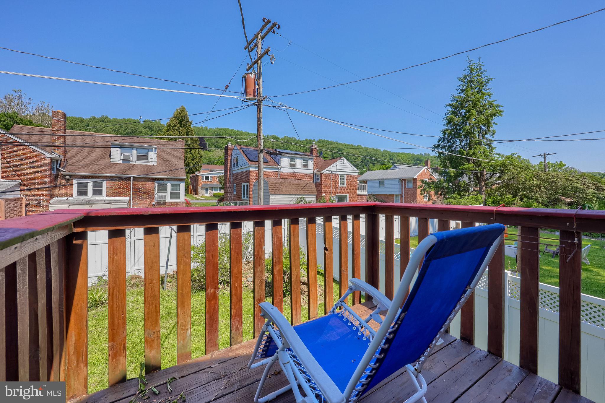 812 Brighton Avenue Reading, PA 19606 - Photo 29 of 33