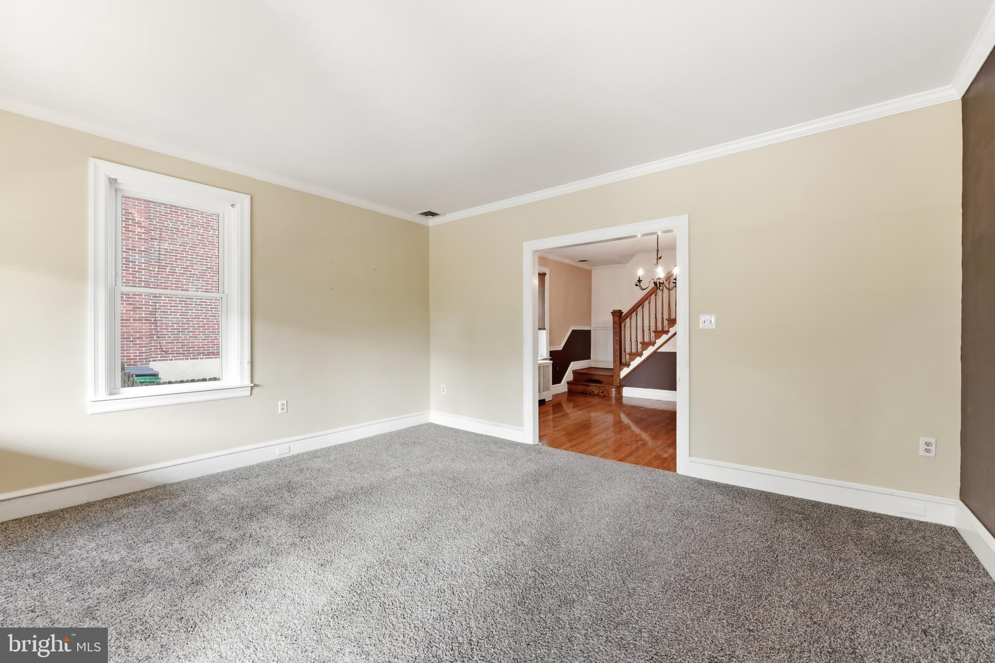 525 March Street Reading, PA 19607 - Photo 5 of 34 Family Room