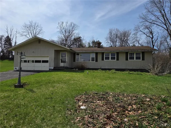 $244,900 | 225 Marsh Drive, DeWitt, NY 13214
