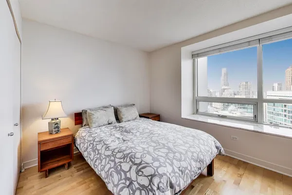 $4,000 | 512 North McClurg Court, Unit 4601, Chicago, IL 60611