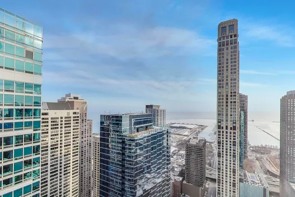$4,000 | 512 North McClurg Court, Unit 4601, Chicago, IL 60611